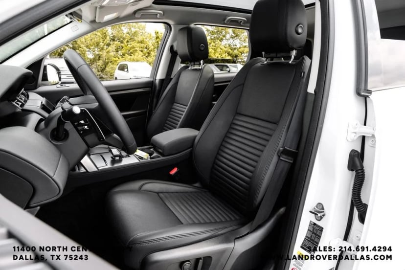 2025 Land Rover Discovery Sport - Image 19