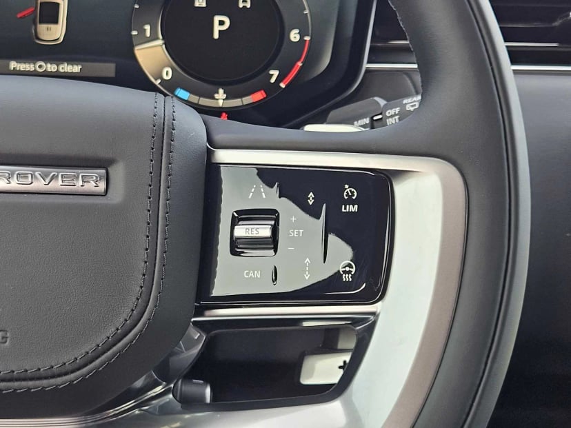 2026 LAND ROVER Range Rover - Image 28