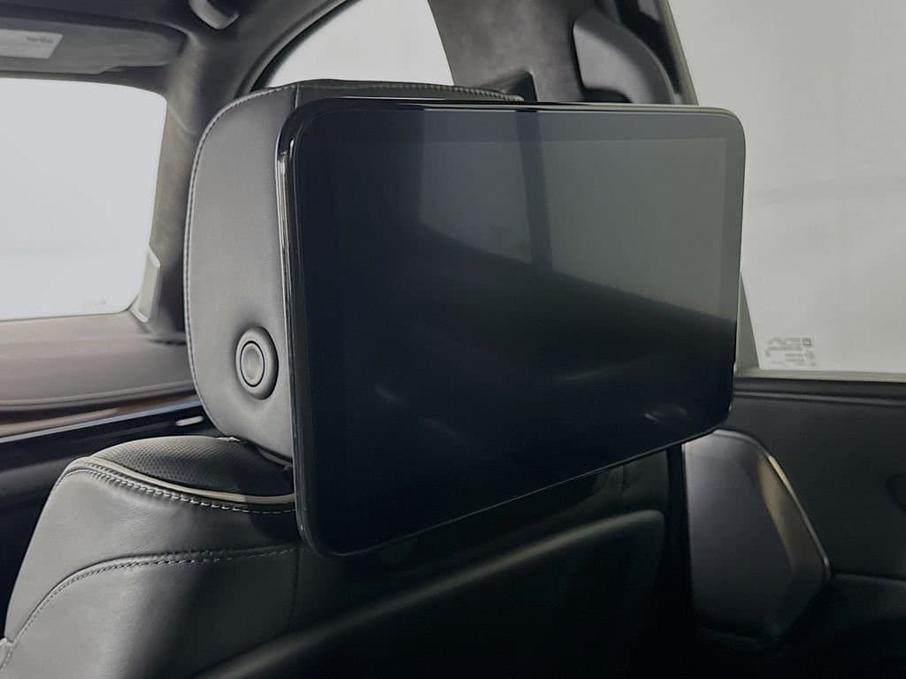 2023 CADILLAC Escalade - Image 33