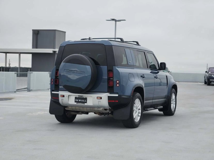 2024 Land Rover Defender - Image 5