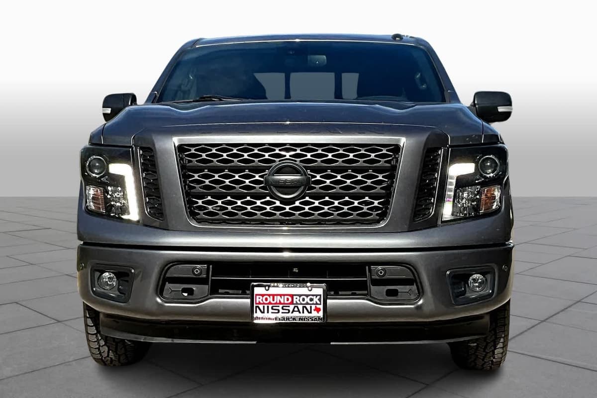 2019 Nissan Titan - Image 4