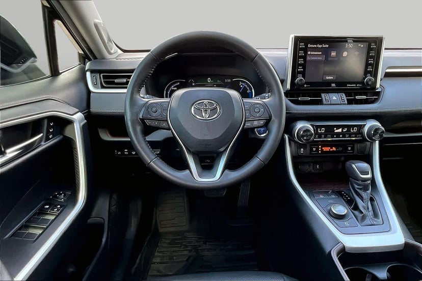 2020 Toyota RAV4 Hybrid - Image 8