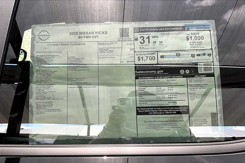 2025 Nissan Kicks - Image 19