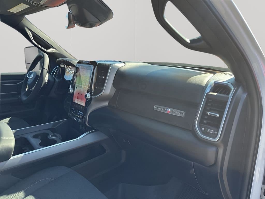 2025 Ram 2500 - Image 13