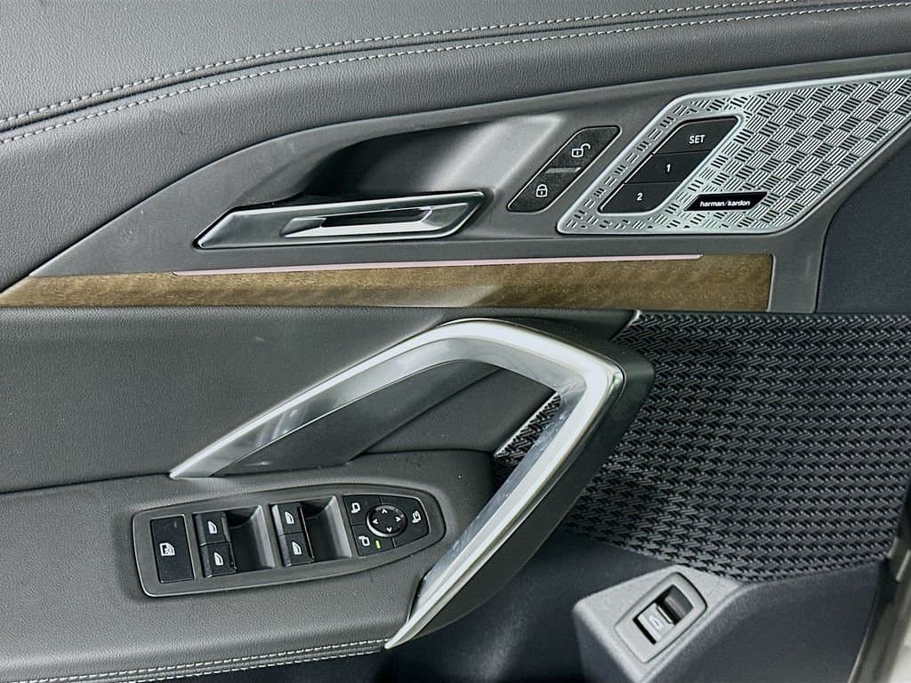 2025 BMW X1 - Image 20