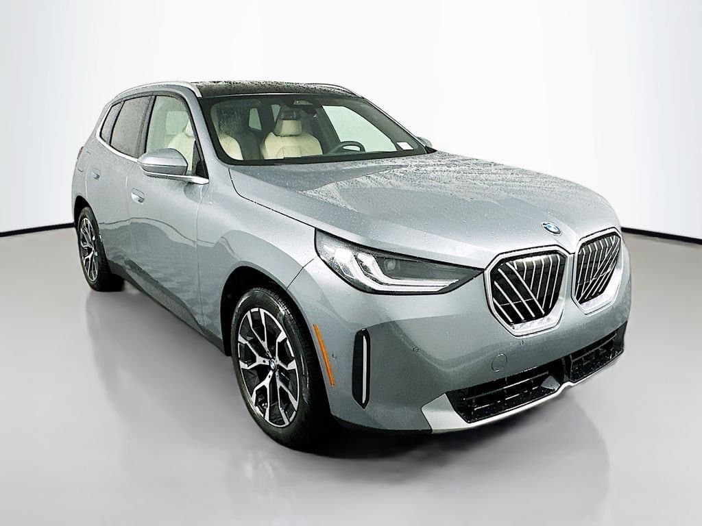 2025 BMW X3 - Image 3