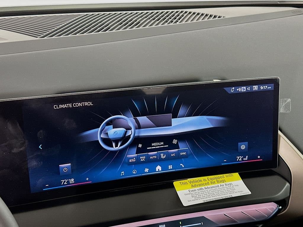 2025 BMW X3 - Image 14