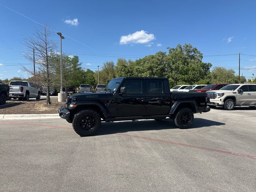 2022 Jeep Gladiator - Image 4