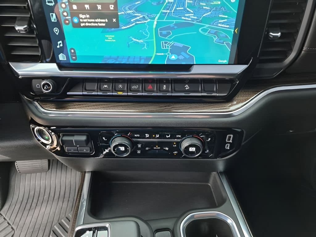 2025 Chevrolet Silverado 1500 - Image 40