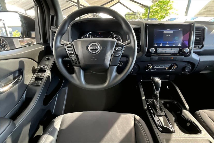 2023 Nissan Frontier - Image 6