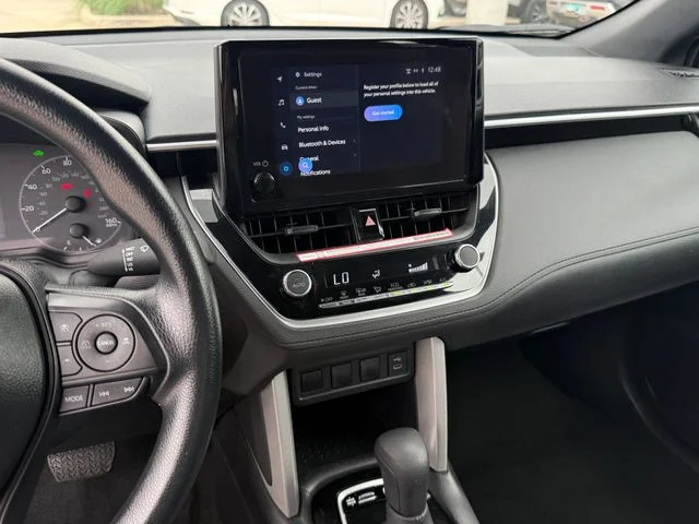 2025 Toyota Corolla Cross - Image 20