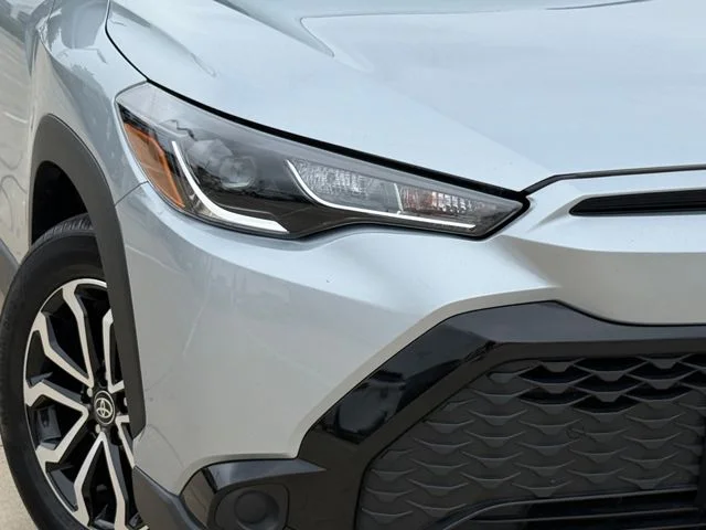 2025 Toyota Corolla Cross - Image 3