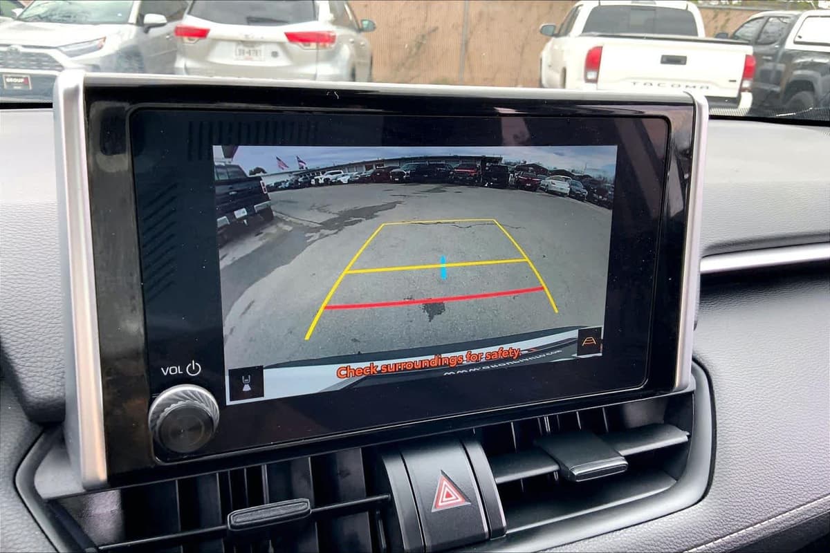 2023 Toyota RAV4 - Image 26