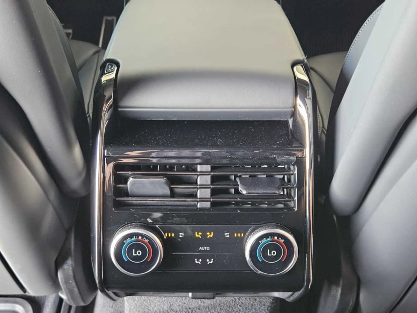 2026 LAND ROVER Range Rover Sport - Image 24