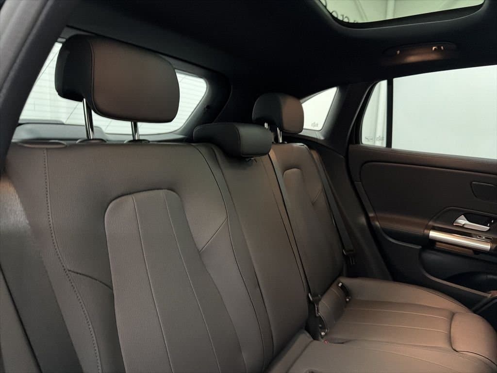 2026 MERCEDES-BENZ GLA - Image 27