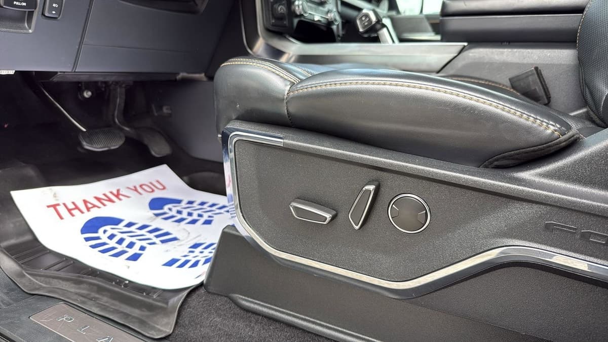 2023 Ford F-150 - Image 11