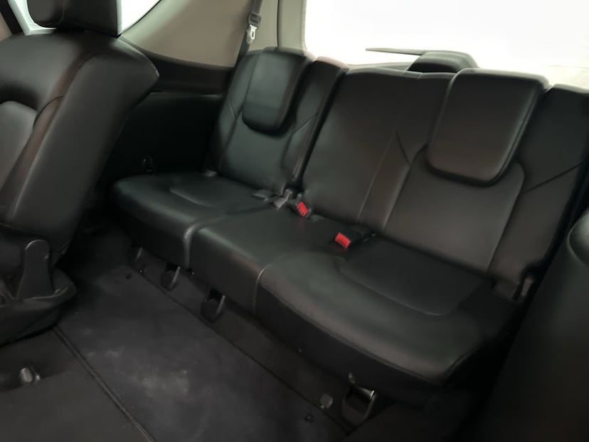 2018 INFINITI QX80 - Image 22