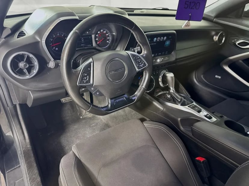 2018 Chevrolet Camaro - Image 10