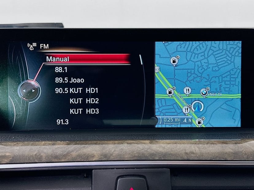 2016 BMW 3 Series - Image 14