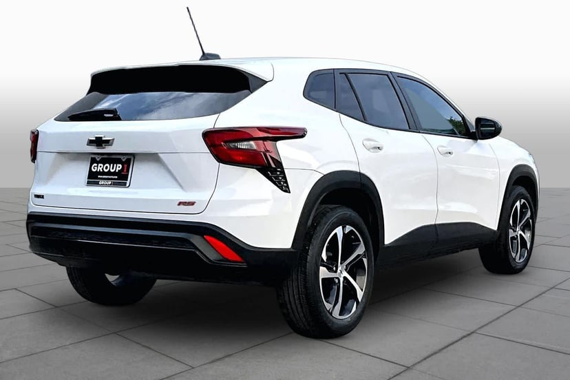 2024 Chevrolet Trax - Image 13