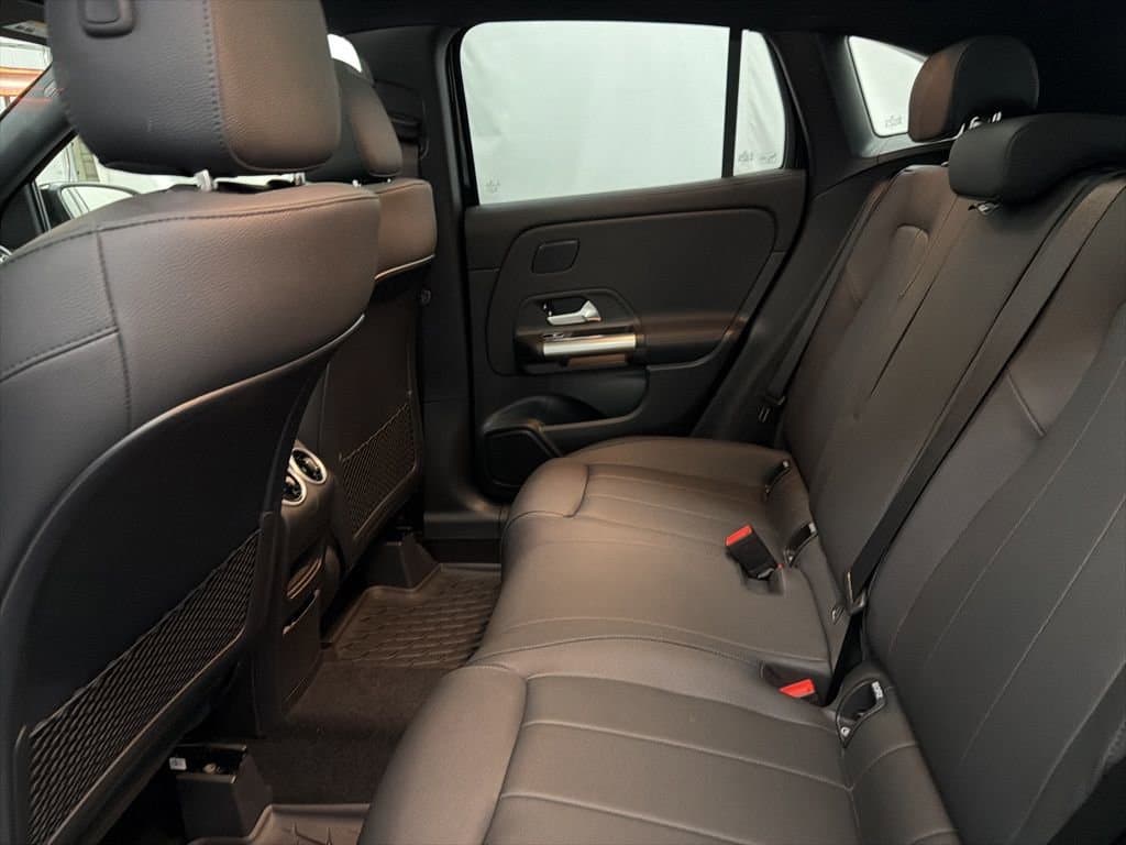 2026 MERCEDES-BENZ GLA - Image 56