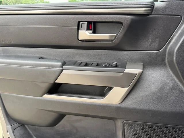2023 Toyota Tundra - Image 19