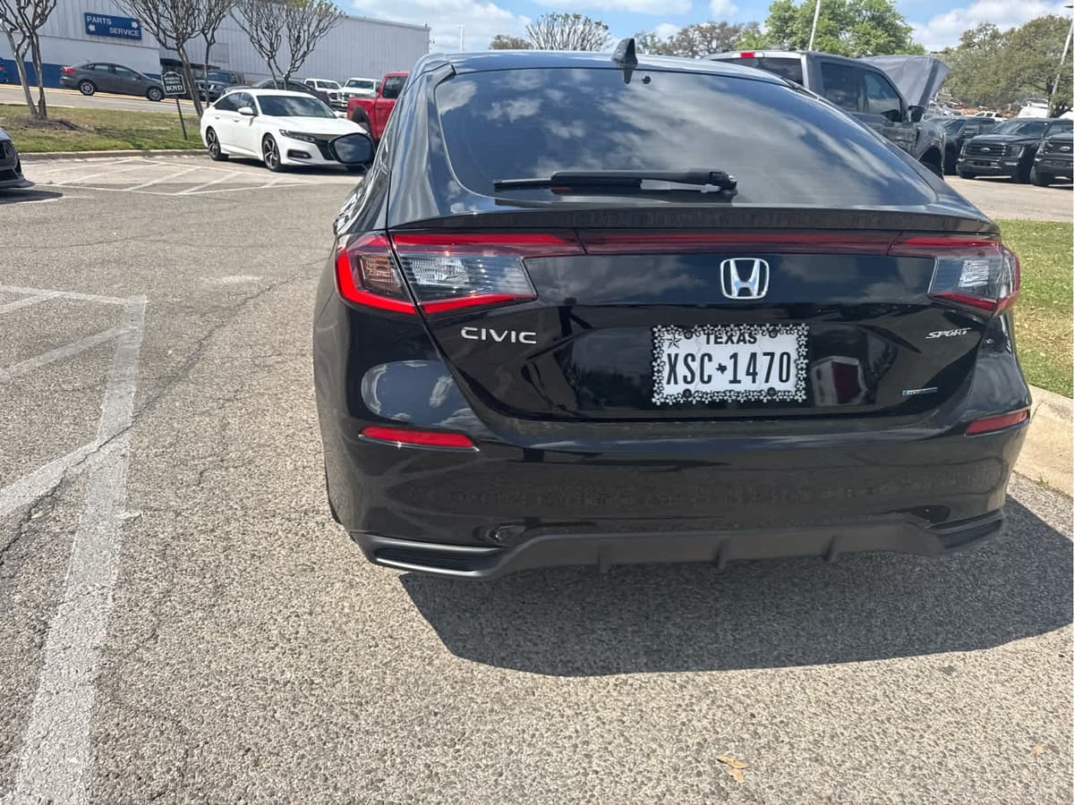 2025 Honda Civic Hybrid - Image 3