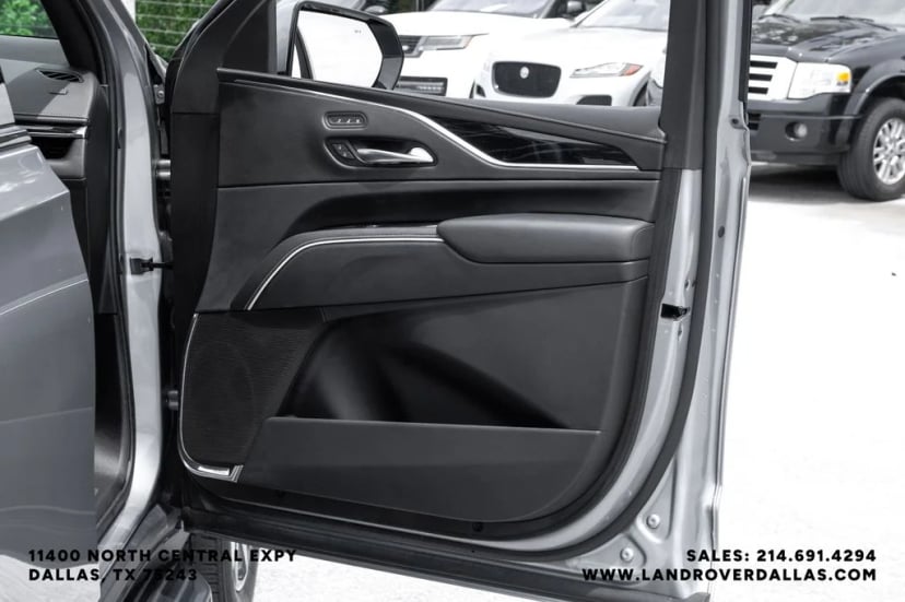 2023 Cadillac Escalade - Image 56