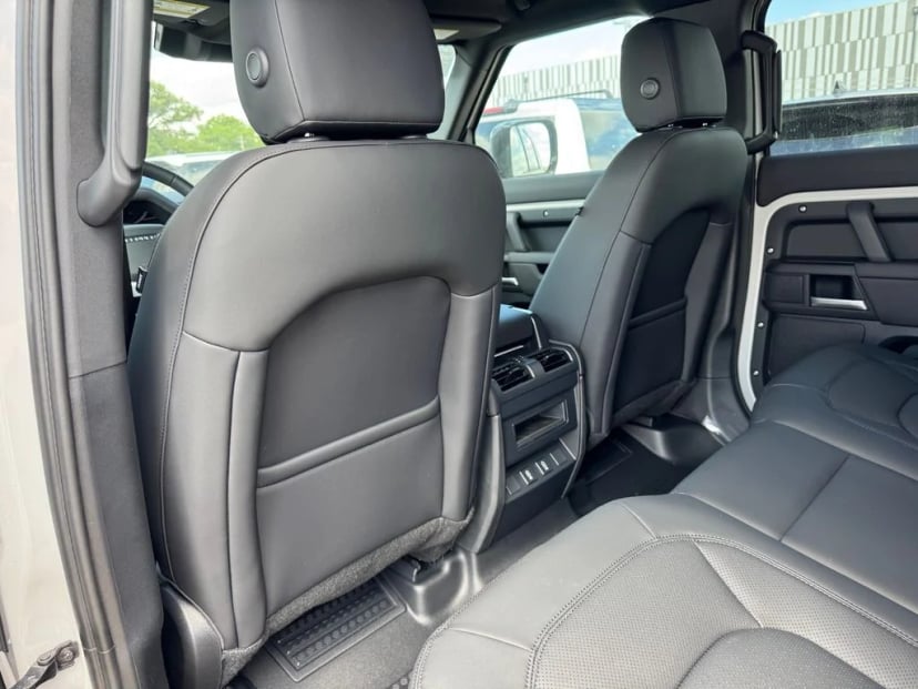 2026 Land Rover Defender 110 - Image 16