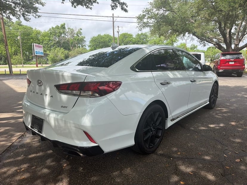 2018 Hyundai Sonata - Image 7
