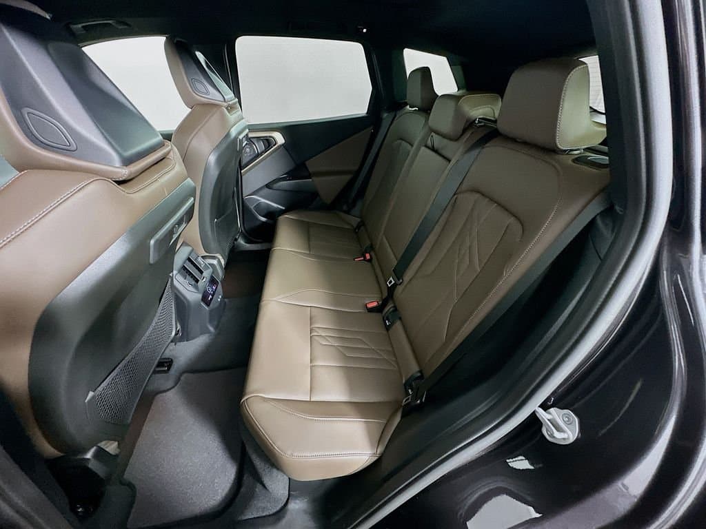 2025 BMW X3 - Image 17