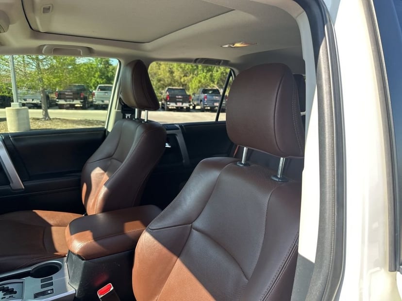 2020 Toyota 4Runner - Image 29