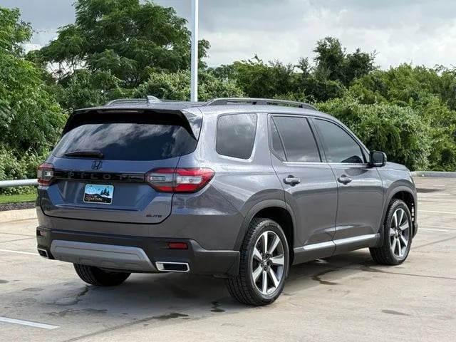 2023 Honda Pilot - Image 4