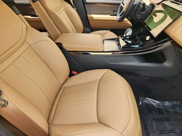 2026 Land Rover Range Rover Sport - Image 14
