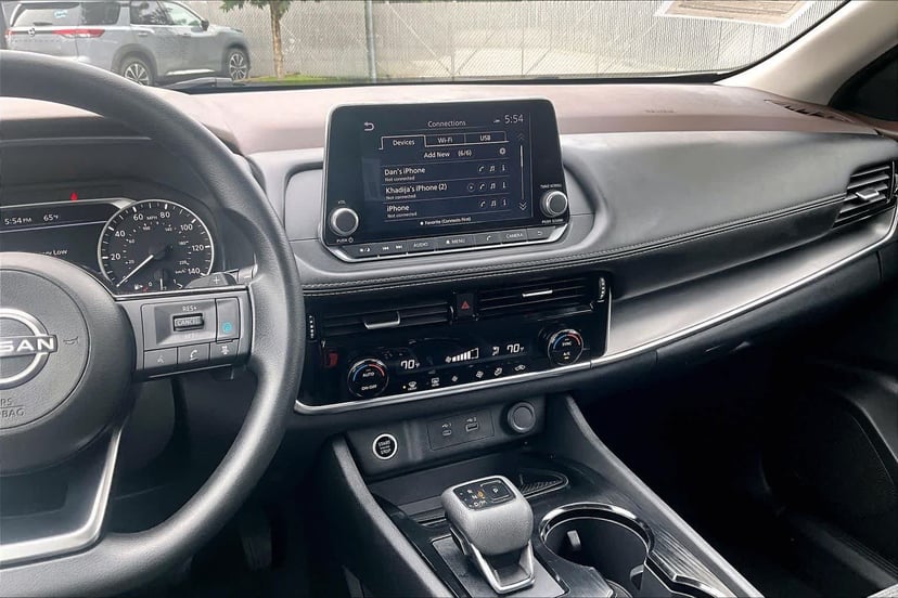 2022 Nissan Rogue - Image 7