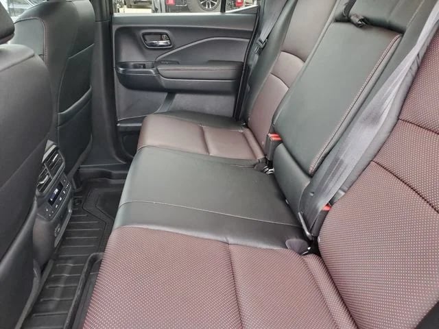 2025 Honda Ridgeline - Image 27