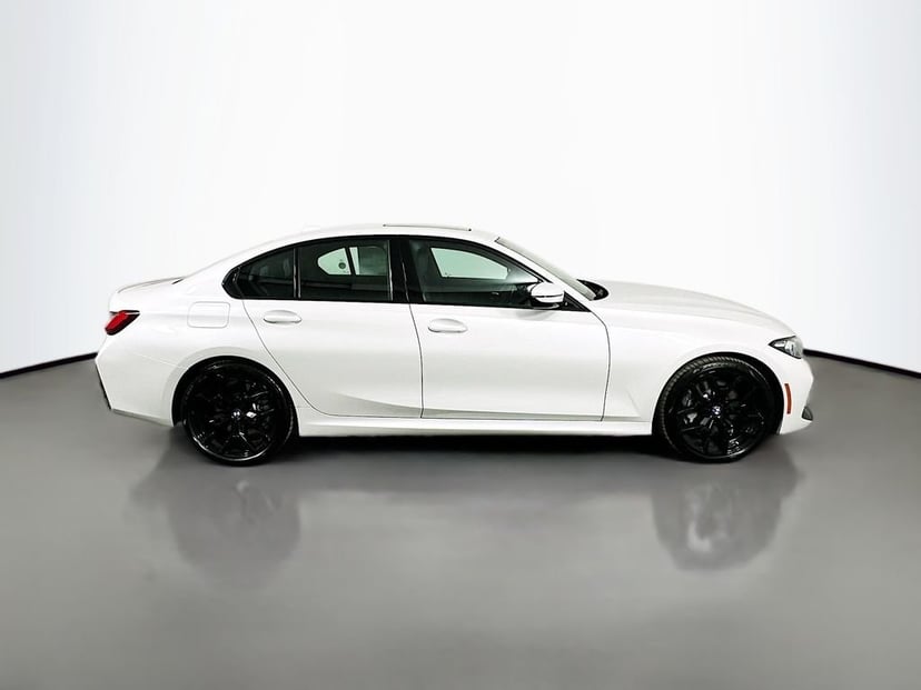 2026 BMW 3 Series - Image 4