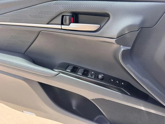 2026 Toyota Camry - Image 17