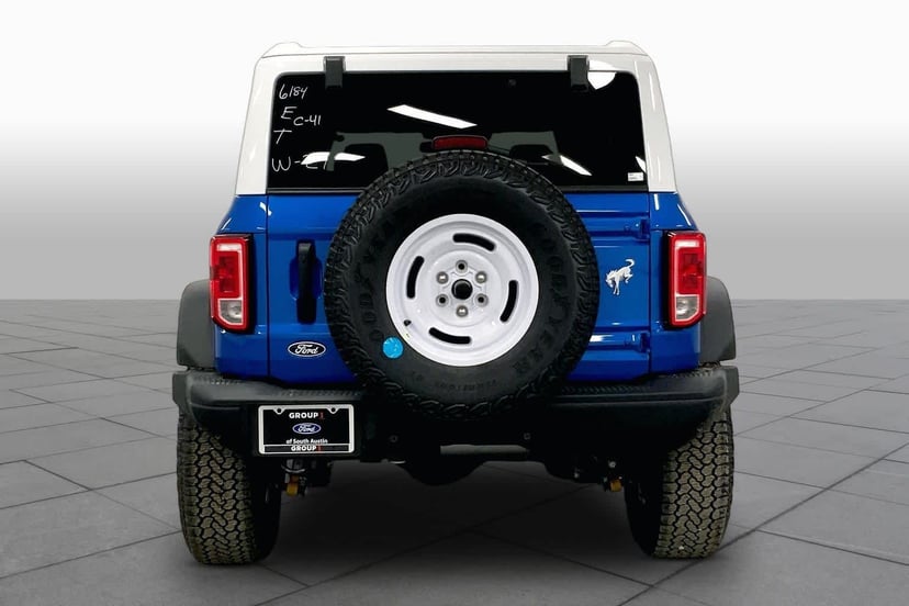 2026 Ford Bronco - Image 4