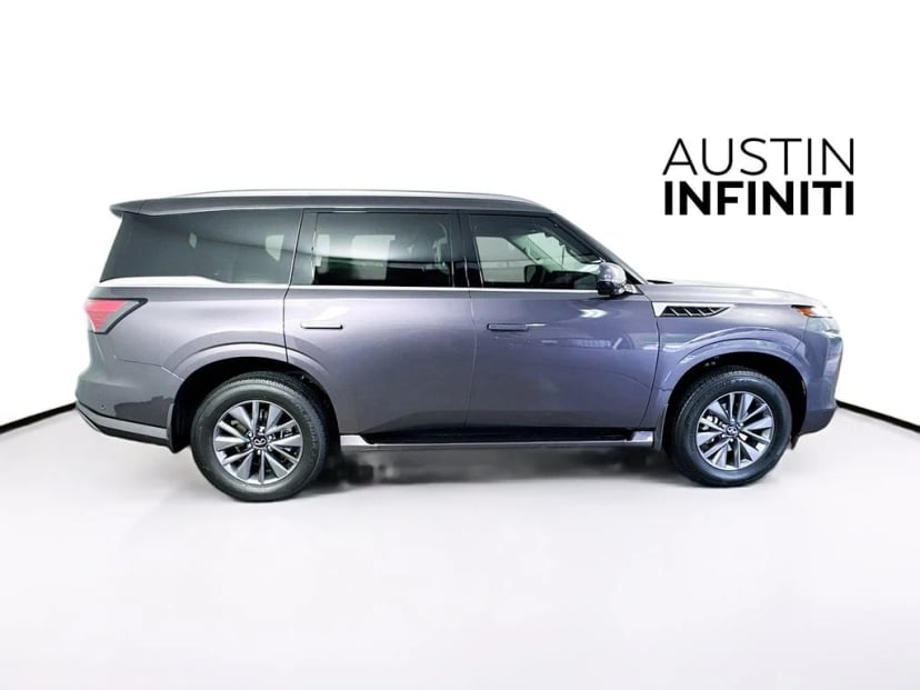 2026 INFINITI QX80 - Image 10