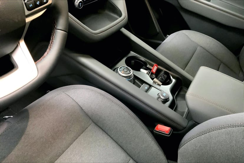 2026 Ford Explorer - Image 6