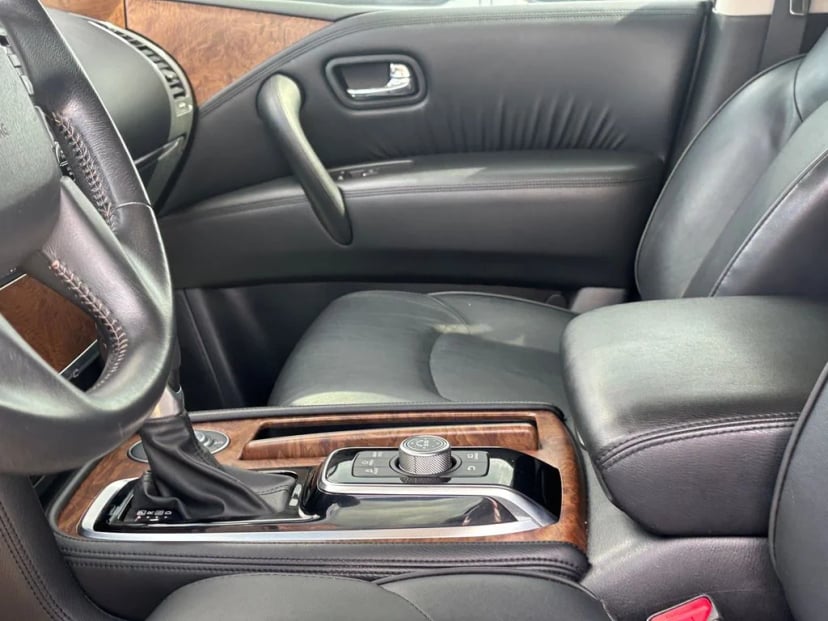 2021 Nissan Armada - Image 8