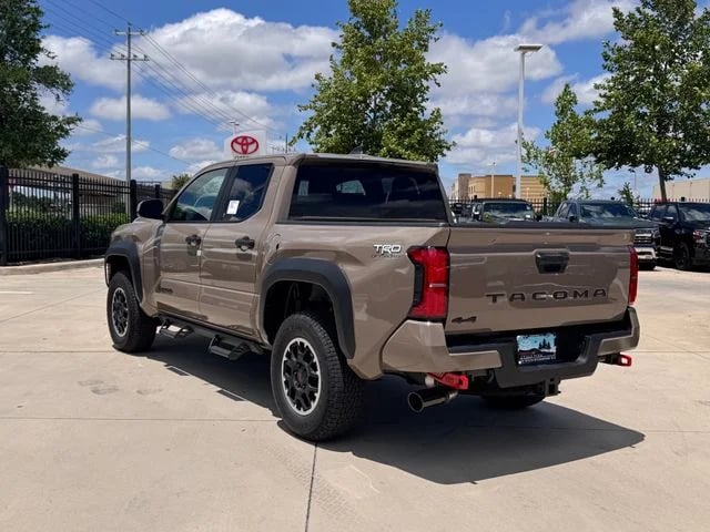 2026 Toyota Tacoma - Image 6