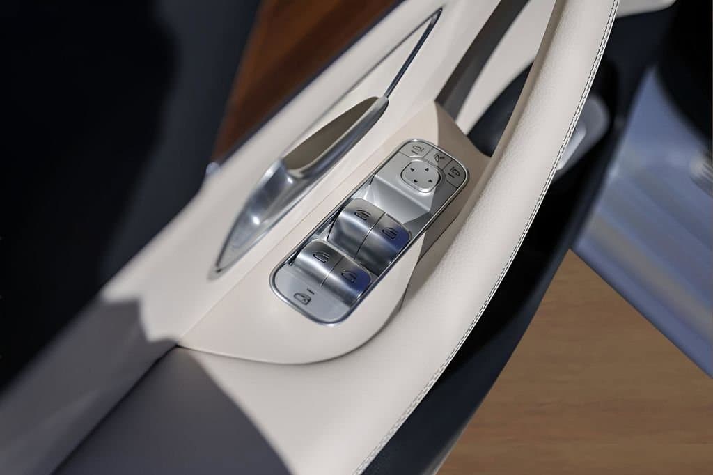 2025 Mercedes-Benz GLE - Image 22