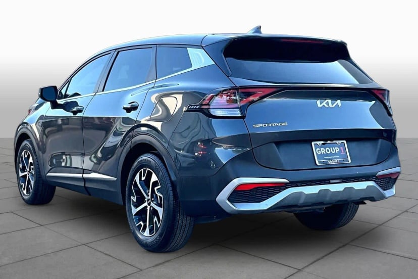 2023 Kia Sportage - Image 12