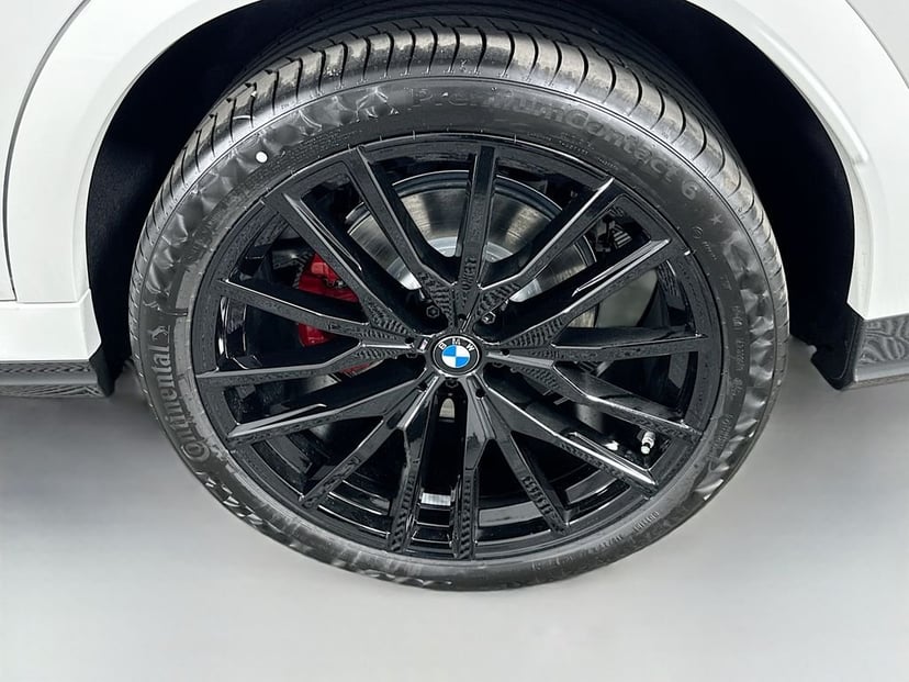 2027 BMW X6 - Image 23