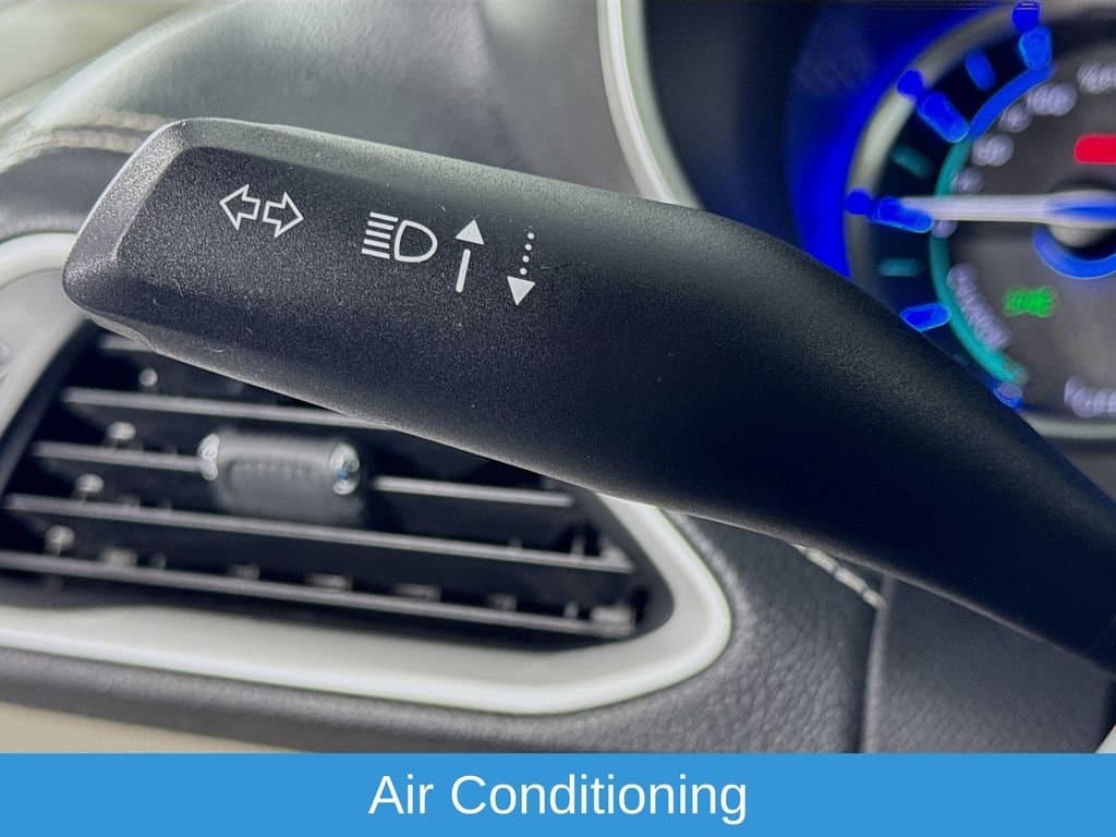 2023 CHRYSLER Pacifica - Image 14