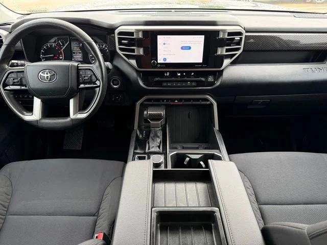 2022 Toyota Tundra - Image 21