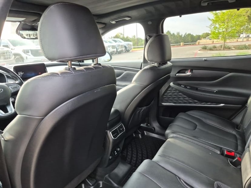 2021 Hyundai Santa Fe - Image 18
