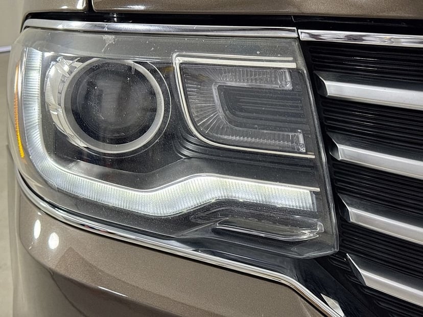 2017 Lincoln Navigator - Image 41